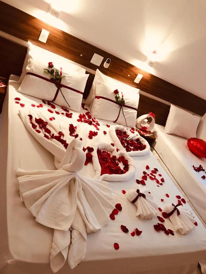 Hotel Garrafao - Rua Principal De 博伊图瓦 外观 照片