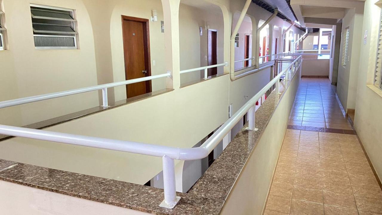 Hotel Garrafao - Rua Principal De 博伊图瓦 外观 照片