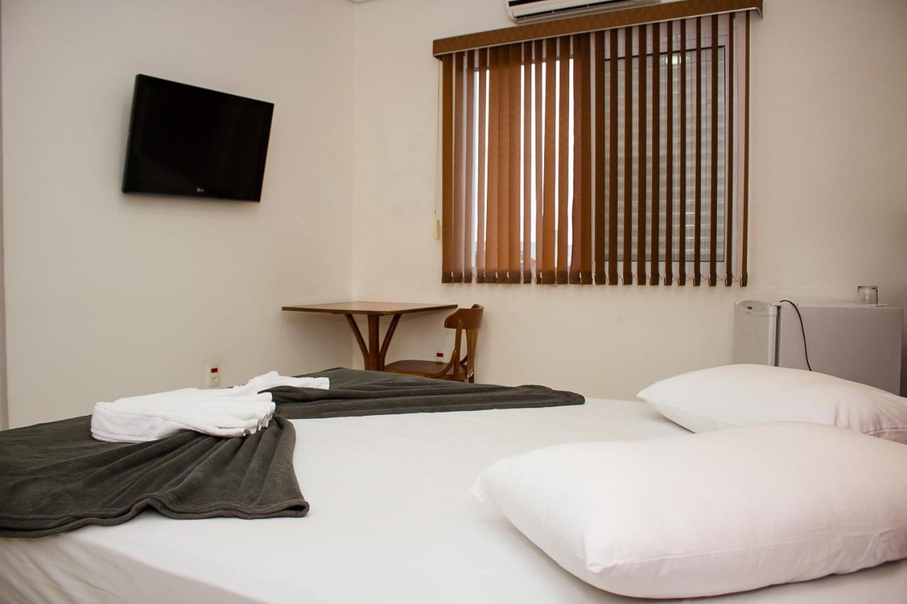 Hotel Garrafao - Rua Principal De 博伊图瓦 外观 照片